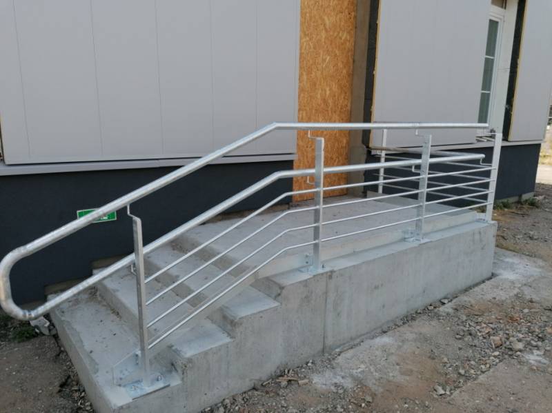 FABRICATION SUR MESURE DE GARDE CORPS INDUSTRIEL ROUEN