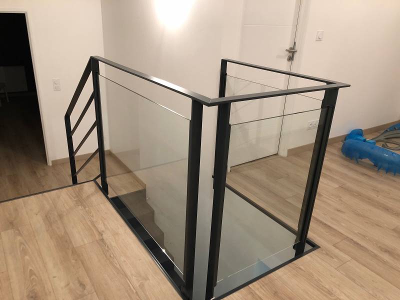 FABRICATION DE GARDE CORPS VITRE ROUEN